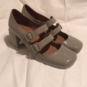 -NWOT Jeffrey Campbell Bickle Mary Jane Pump